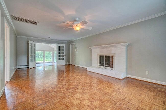 Building Photo - Available NOW! WATERFRONT Home in Witchduc...