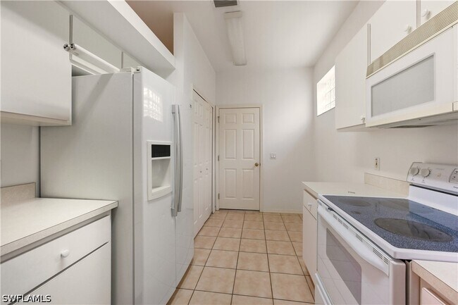 Building Photo - 10707 Pearl Bay Cir