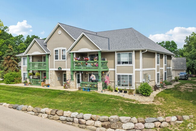 Building Photo - The Ridges of Geneva East