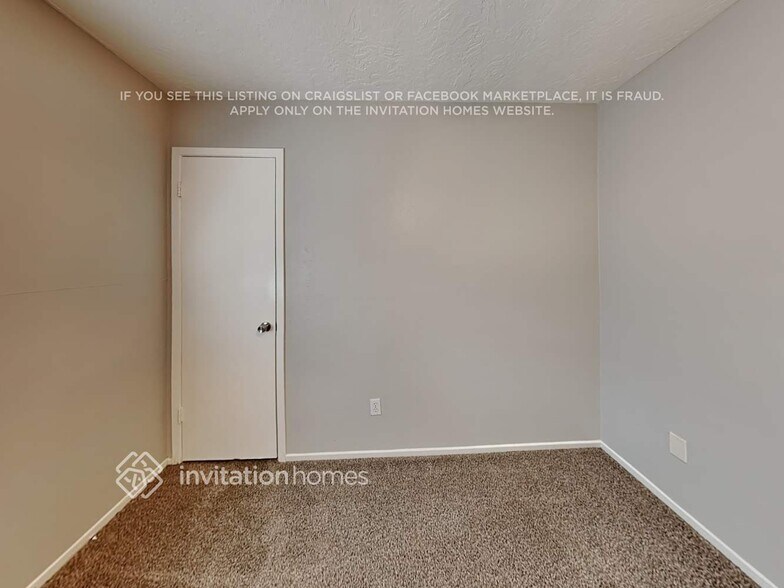 Building Photo - 209 Greenshire Dr