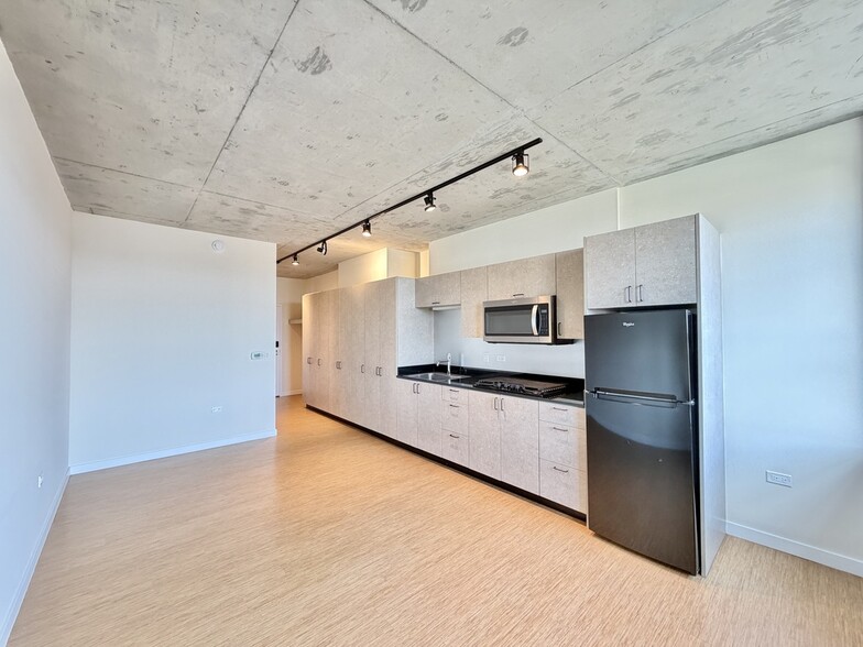 Building Photo - 1515 N Fremont St