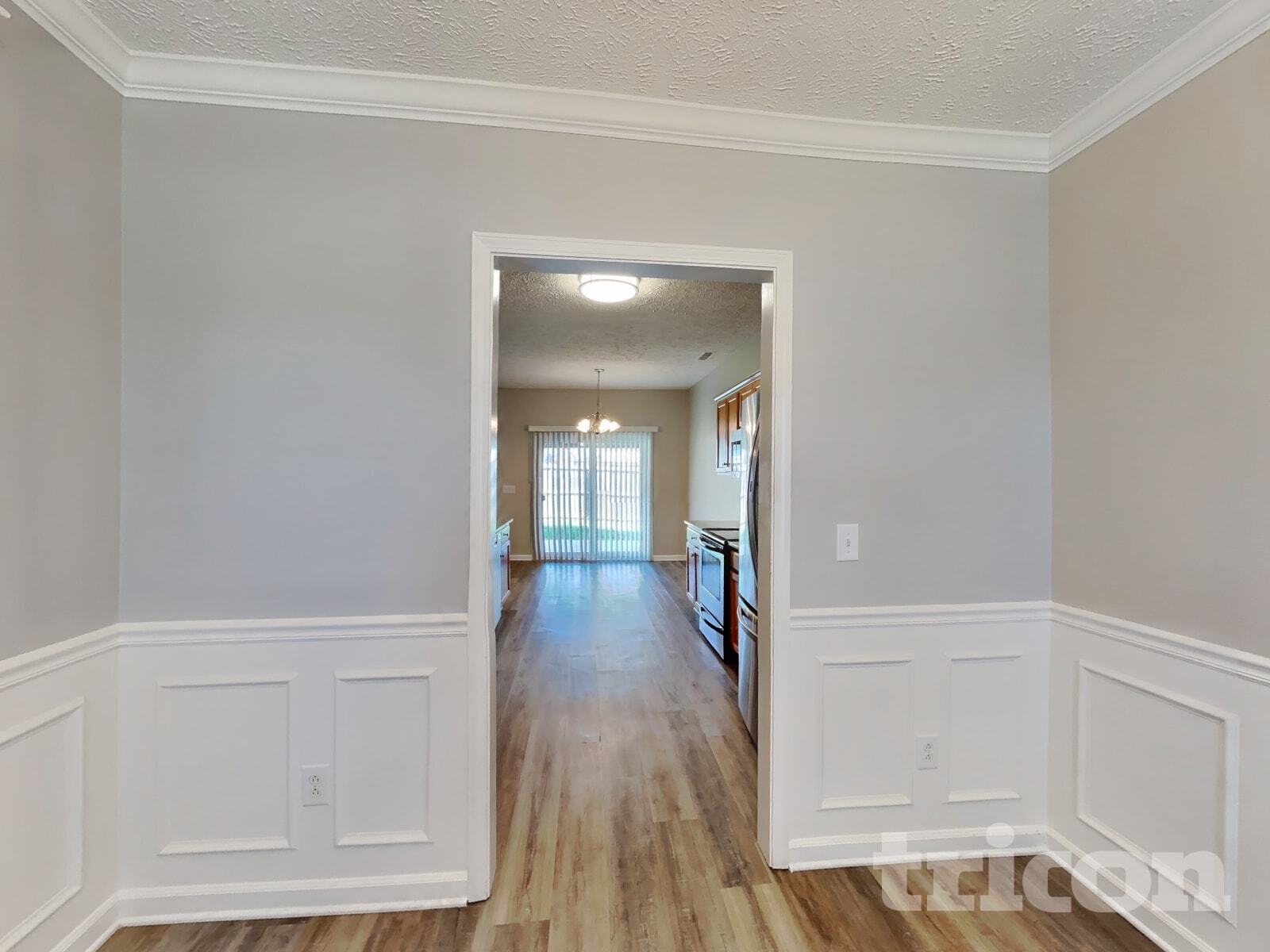 Building Photo - 1456 Colyn Avenue