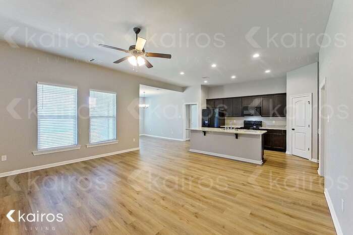 Building Photo - 125 Haygood Pt