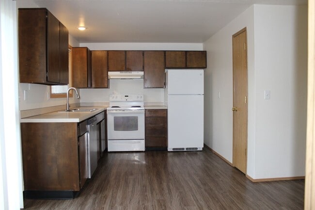 Building Photo - Cute single level, three bedroom home on quiet cul-de-sac in Hillsboro