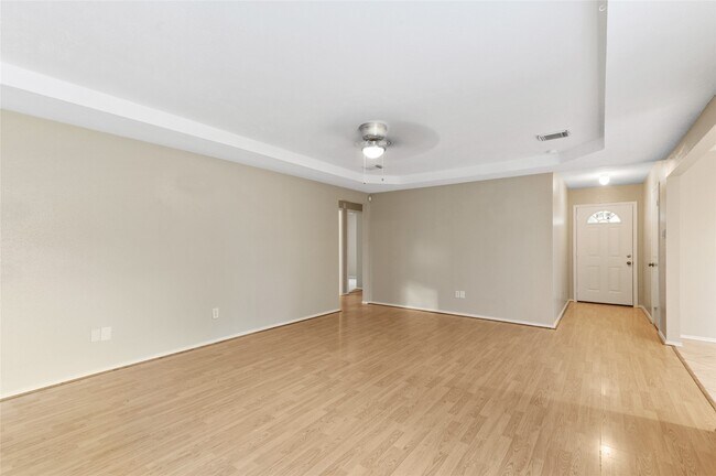 Building Photo - 18067 Garden Manor Dr
