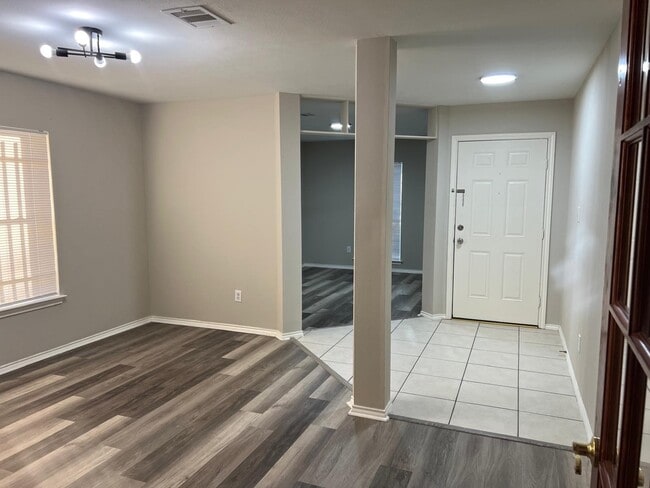 Building Photo - 6319 Sunlit Orchard Dr