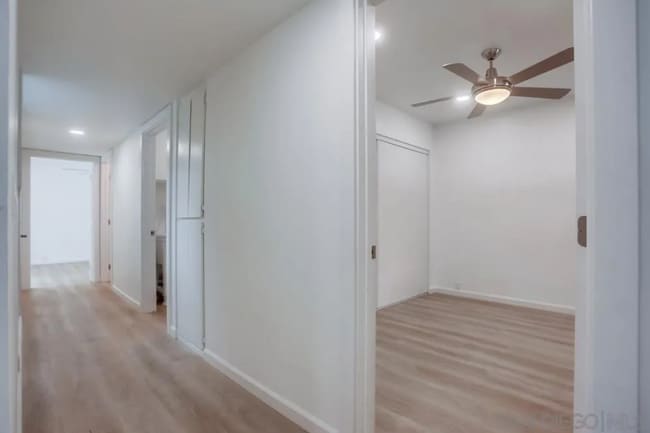 Building Photo - Townhome in the heart of La Jolla’s coveted Beach Barber Tract