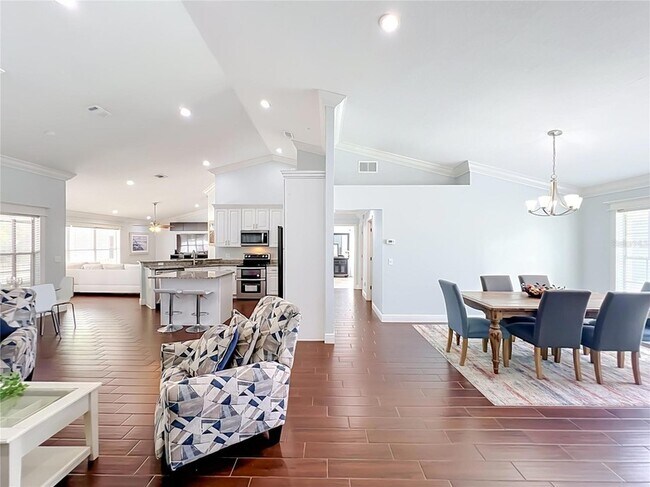 Building Photo - 3020 Hartland Ct
