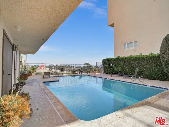 Building Photo - 23901 Civic Center Way