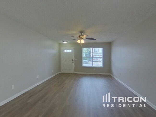 Building Photo - 2630 Rozzelles Landing Dr
