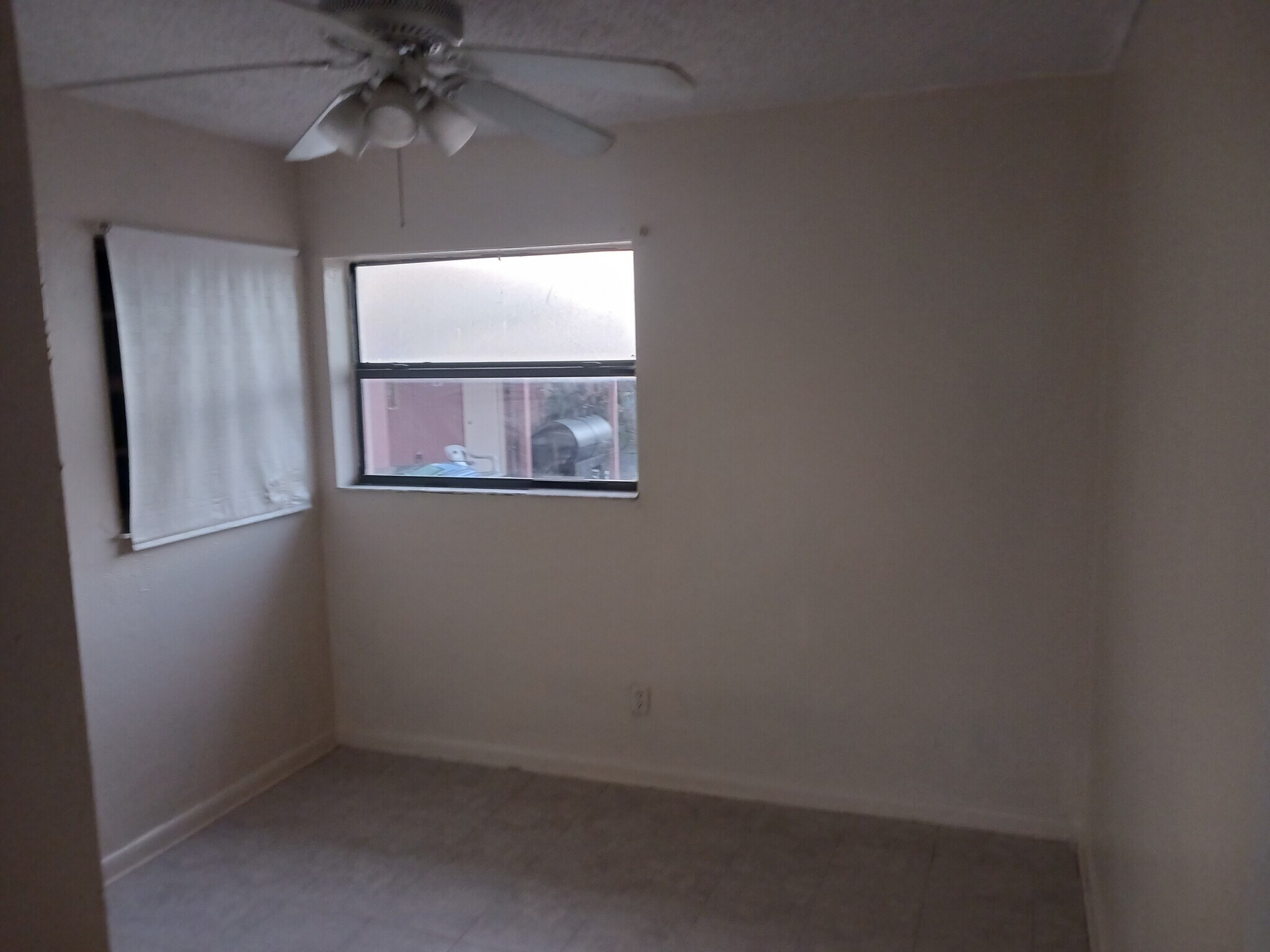 Building Photo - 2000 NW 27th St