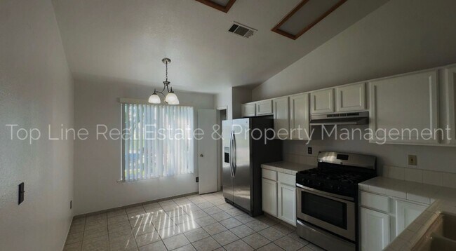 Building Photo - Beautiful 3 Bedroom | 2 Bathroom Home for Rent!