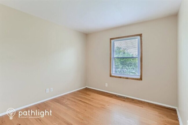 Building Photo - 16 Dolphin Court, Oswego, IL, 60543