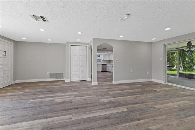 Building Photo - 7105 King Arthur Dr