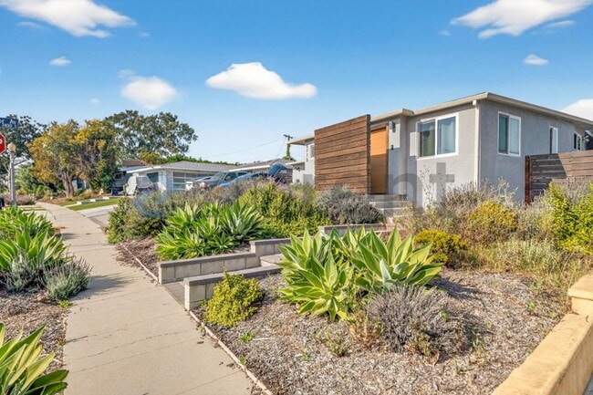 Building Photo - 5775 W 74th St