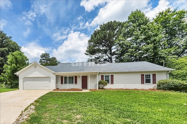 Building Photo - 2835 Shane Dr