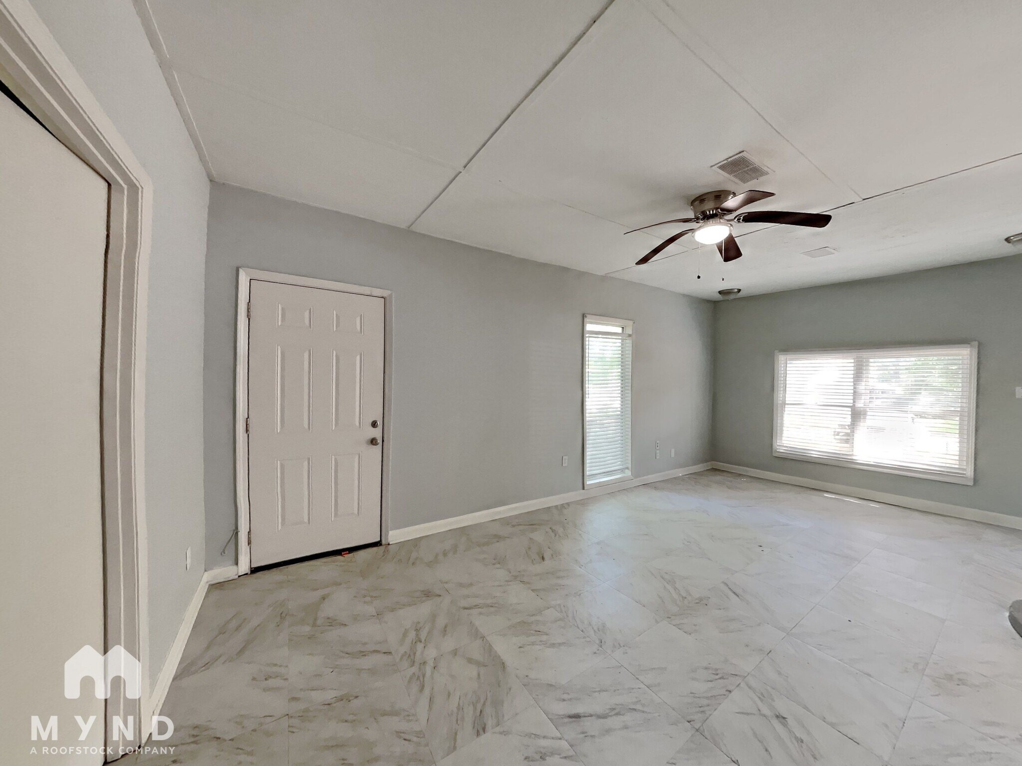 Building Photo - 8275 Brittany Ln