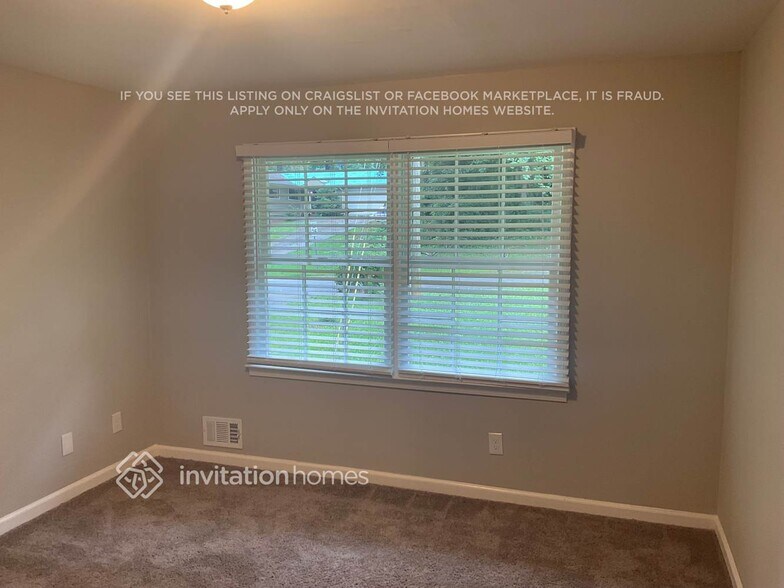 Building Photo - 4104 Windermere Dr