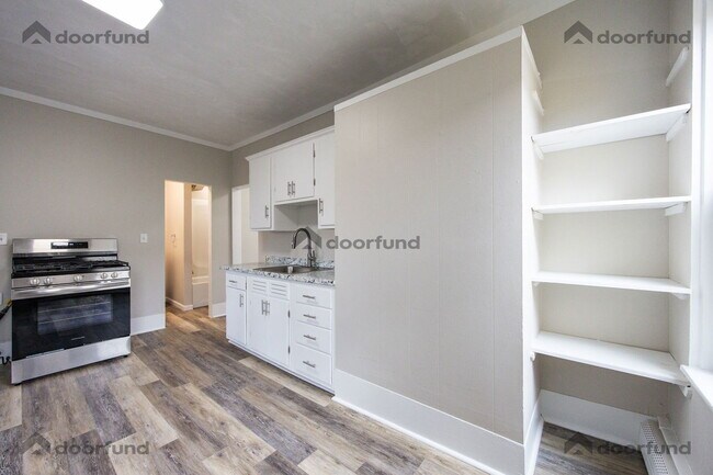 Building Photo - 3 Lyman St