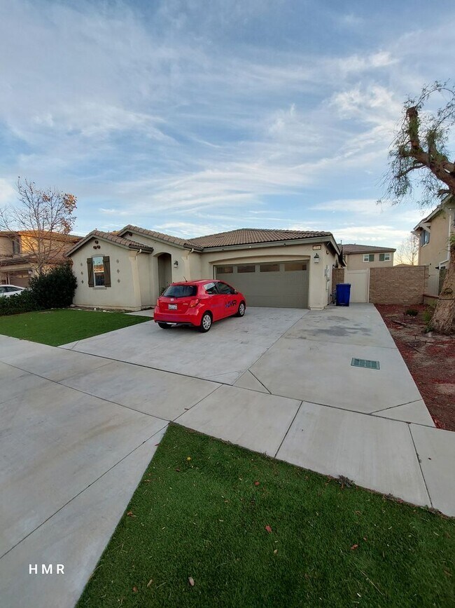 Building Photo - 13143 Chatham Dr
