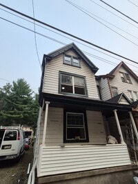 Building Photo - 2622 N Charles St