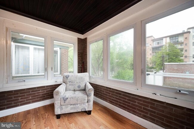 Building Photo - 1406 Lovering Ave