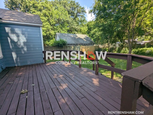 Building Photo - Upgraded Property - Beautiful Backyard Dec...