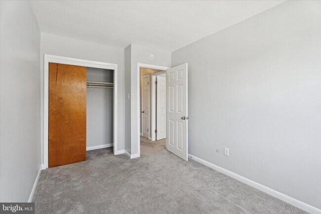 Building Photo - 811 Burmont Rd