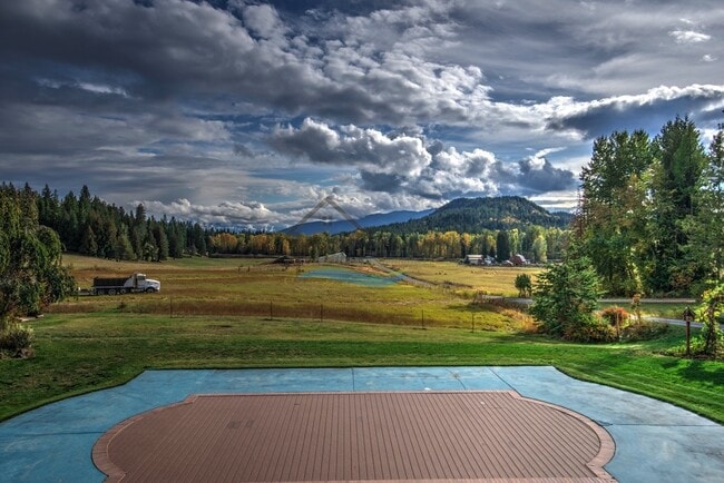 Building Photo - Move-in Special: $500 Off First Month’s Re...