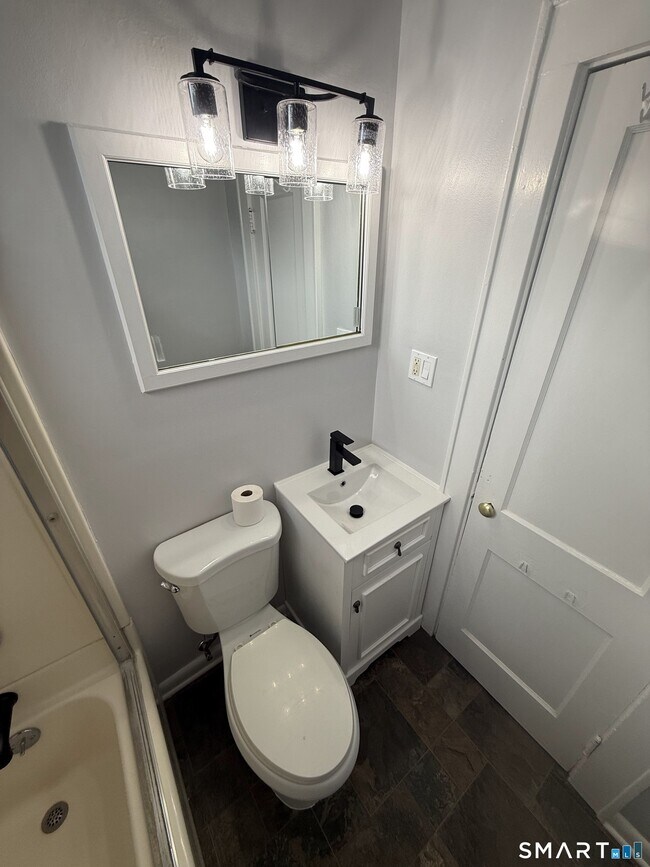 Building Photo - 133 Ocean Ave