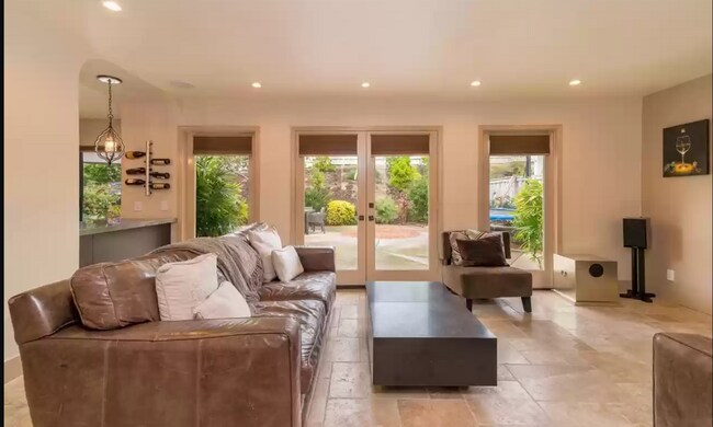 Family Room - 4026 Caminito Cassis