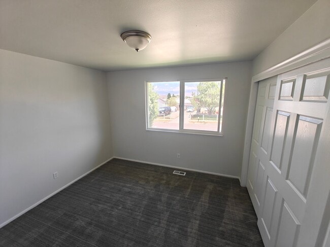 Building Photo - 3718 S 8200 W