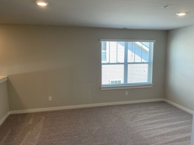 Building Photo - Stunning home in Sawgrass