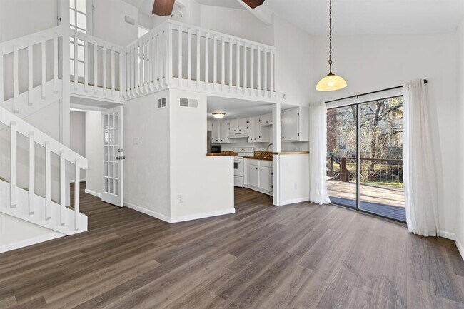 Building Photo - 1713 Cinnamon Path