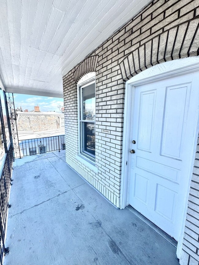 Building Photo - 1149 W Turner St