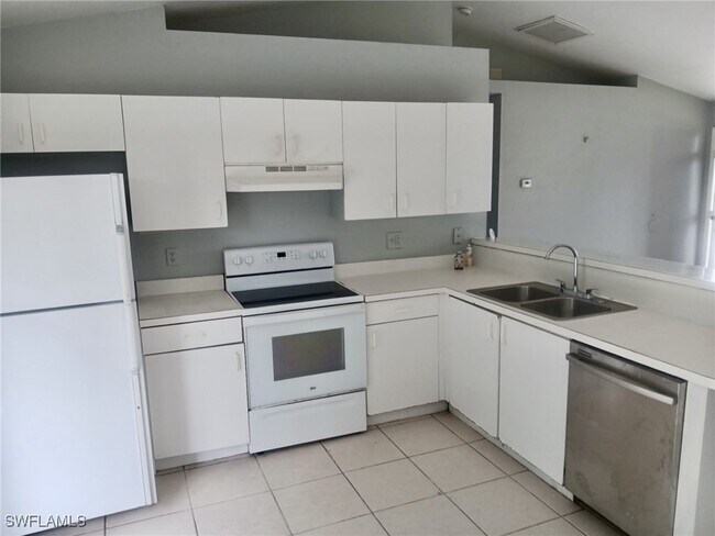 Building Photo - 9204 Pennsylvania Ave