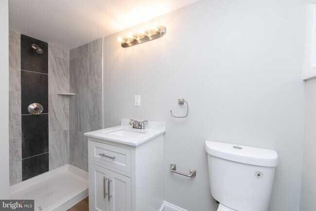 Building Photo - 134 Atlantic St