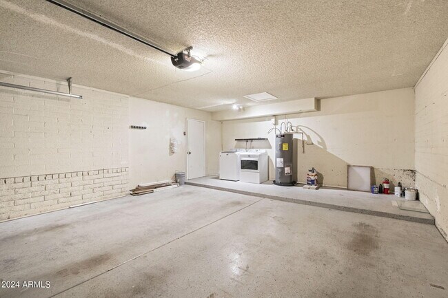 Building Photo - 2691 W McNair St