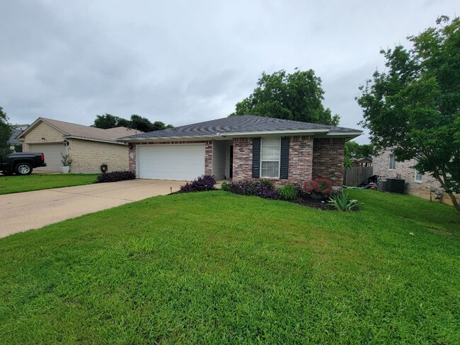 Primary Photo - 1803 Ascot Ln