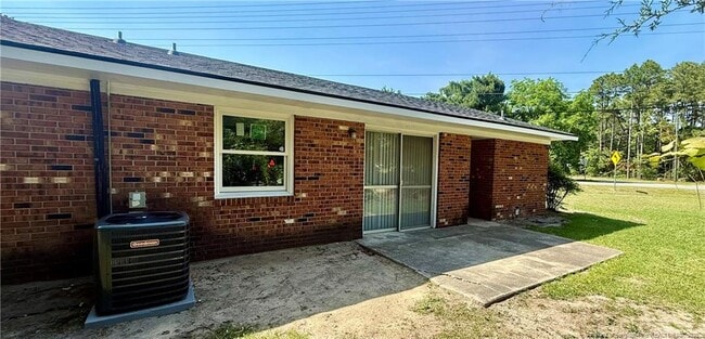 Building Photo - 4740 Rosehill Rd