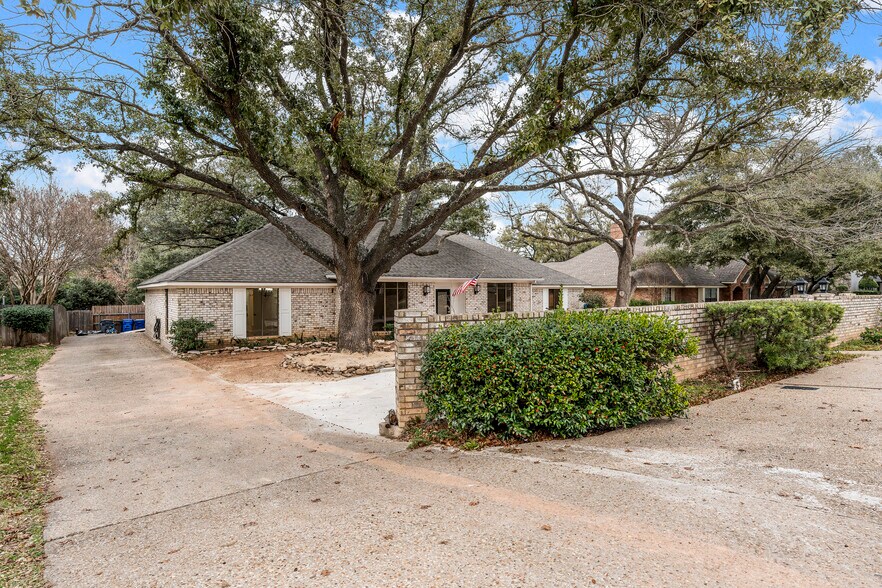 Building Photo - 7105 Fish Pond Rd