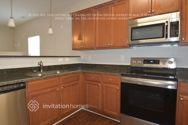 Building Photo - 303 Switchback Street