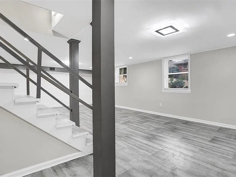 Building Photo - 2248 Farley Ct