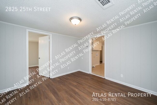 Building Photo - 2825 25th St