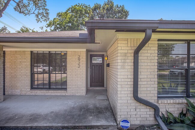 Building Photo - 2902 Helberg Rd