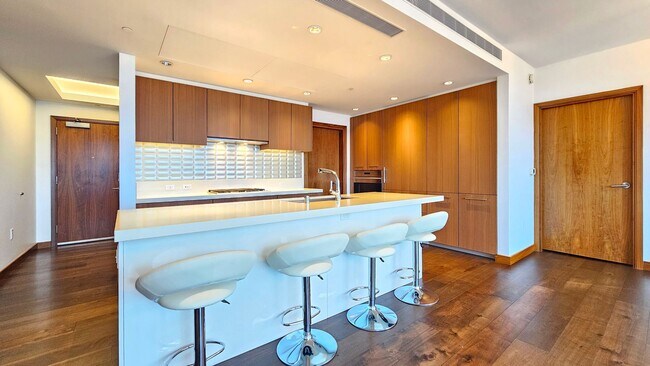 Building Photo - Rarely Available 2BR+Den at ONE Ala Moana | Amazing Views & Resort Amenities