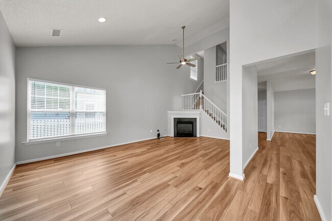 Building Photo - 408 Holmes Blvd