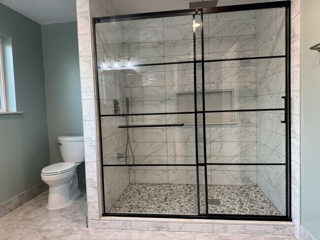 Building Photo - 6843 E Loma Land Dr