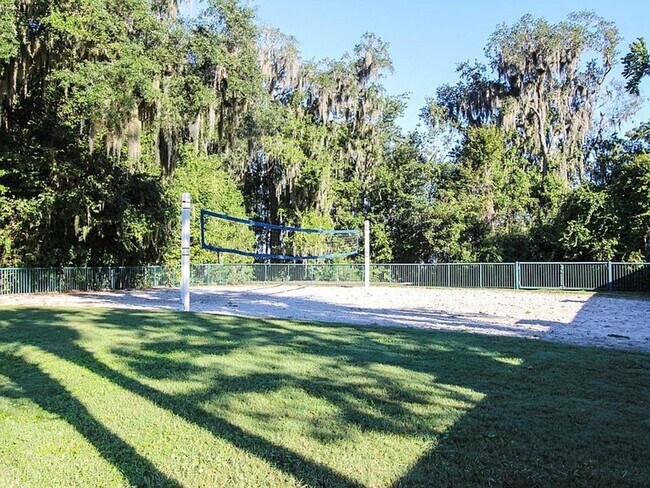 Building Photo - Fall Head Over Heels for this 4 bedroom, 3...