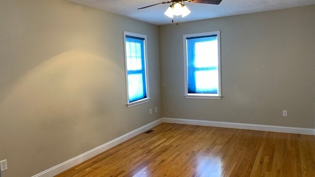 Building Photo - 500 Justin Dr